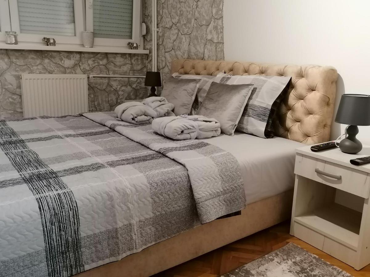 Vemiur Apartamento Čačak Exterior foto
